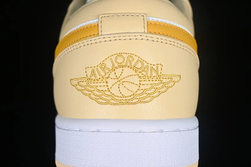 All categories Air Jordan Jordan series basketball shoes Air Jordan 1 Low Air Jordan 1 Low "Yellow" AJ1 Joe 1 Banana Yellow Low-top cultural casual sneakers DC0774-170